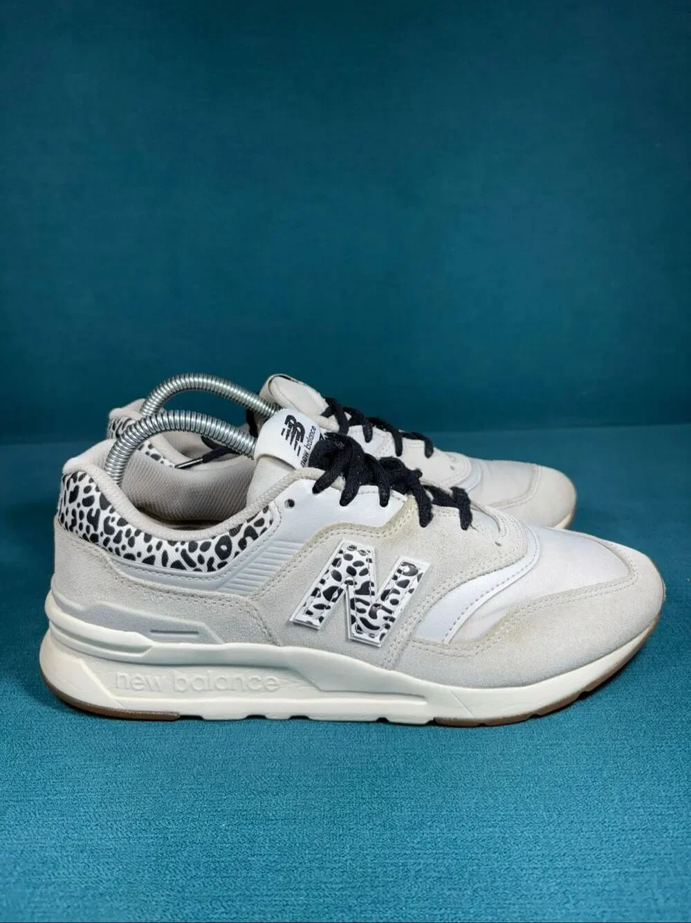 New Balance 997H Leopard Print Womens Size 9.5 White Grey Shoes CW997HWD